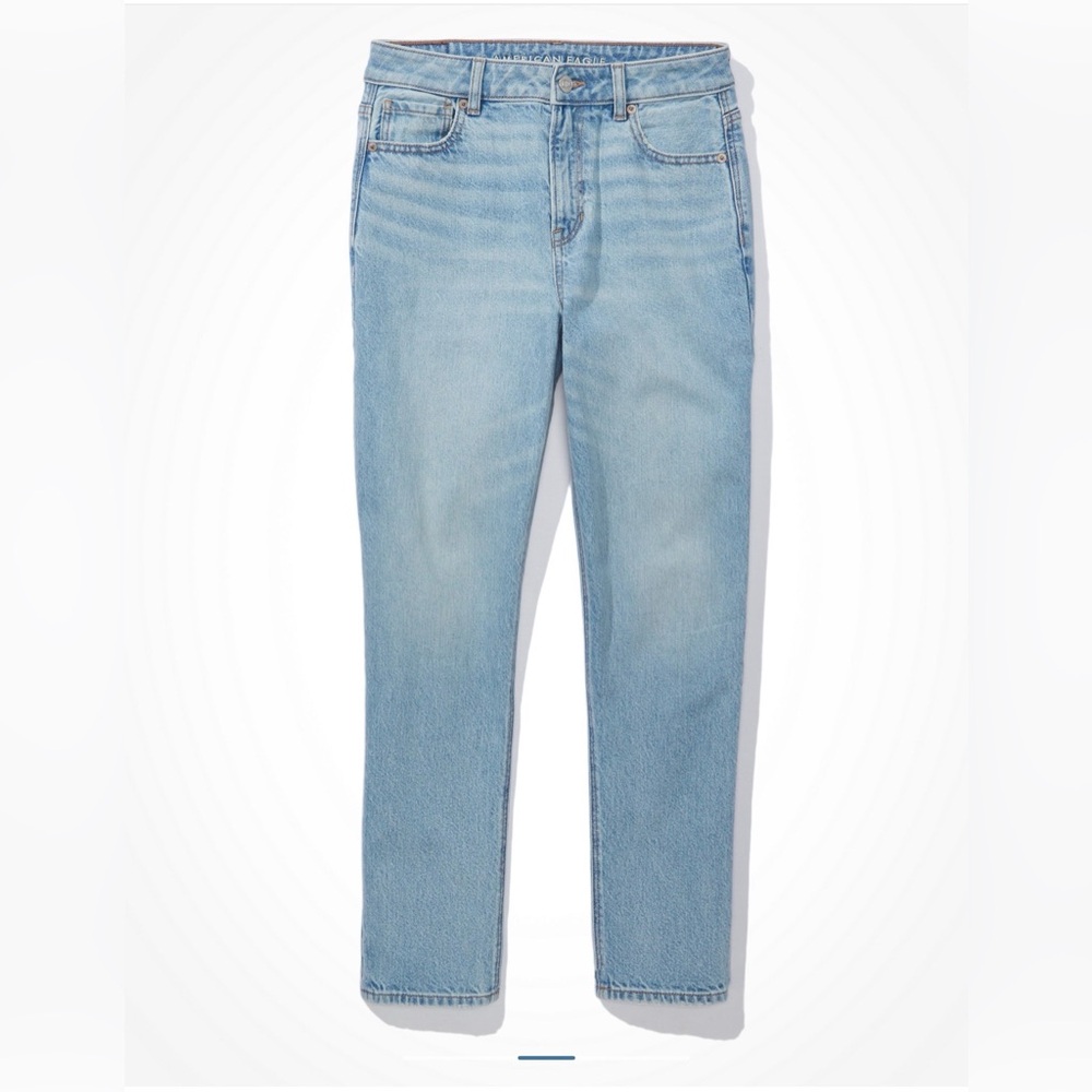 American Eagle Mom Jean – Light Wash – Size 4 Regular